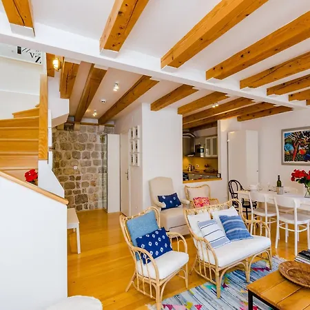 Domino 18 - Duplex Two Bedroom With View דירה *